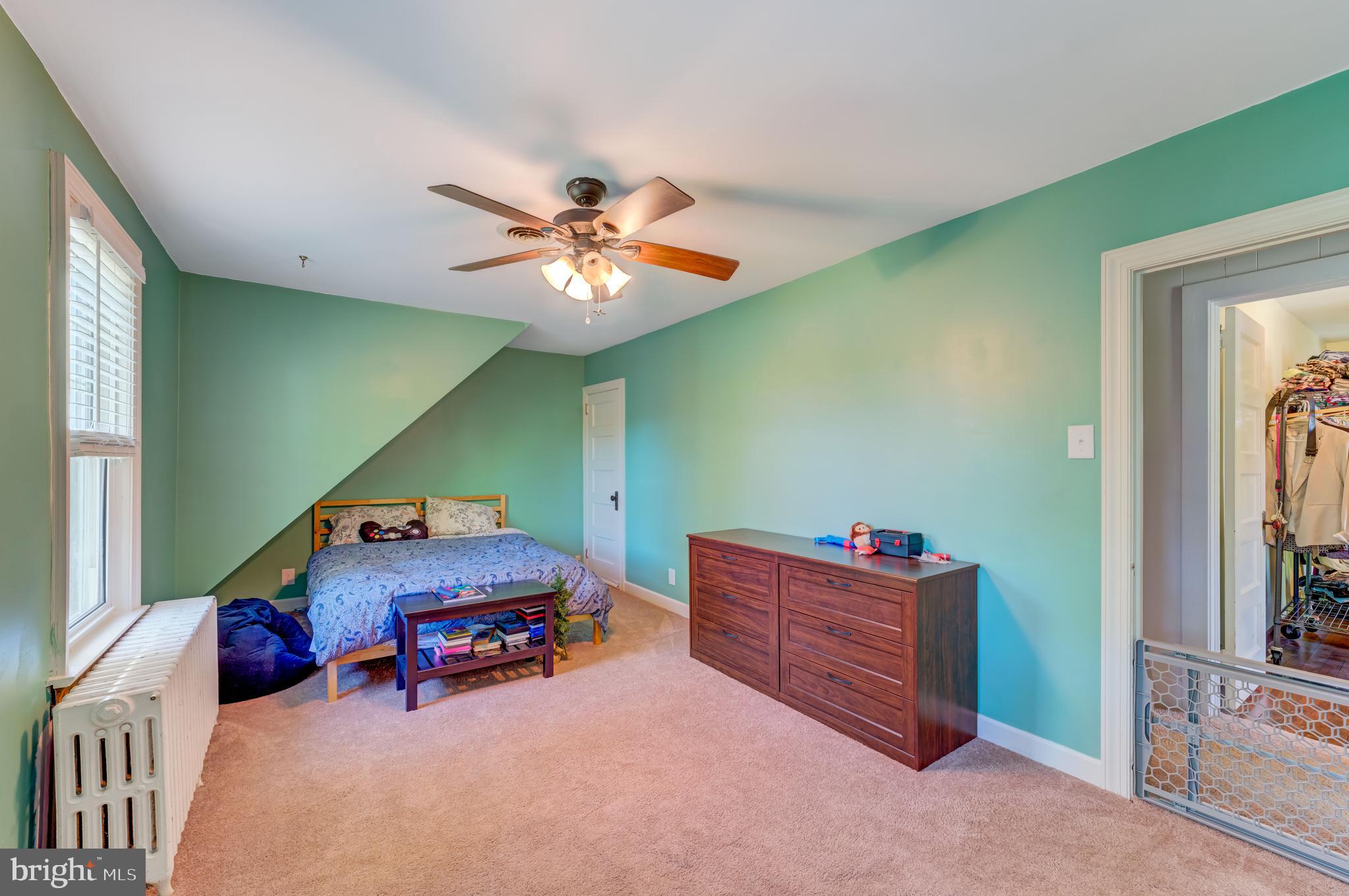 121 E Cumberland Ave