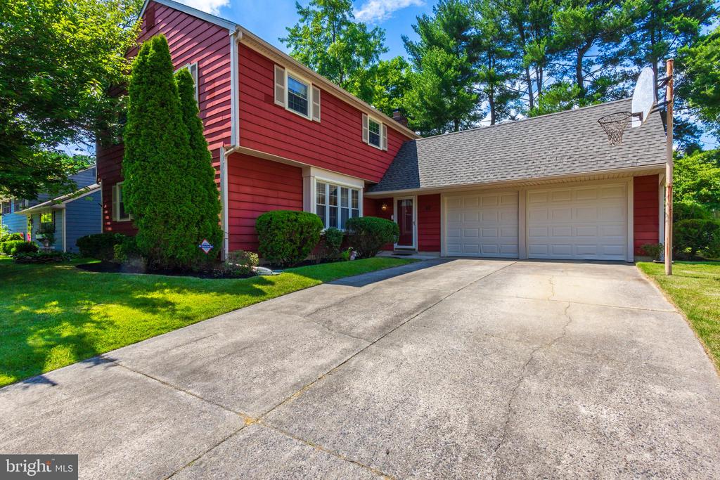 47 Cricket Ln