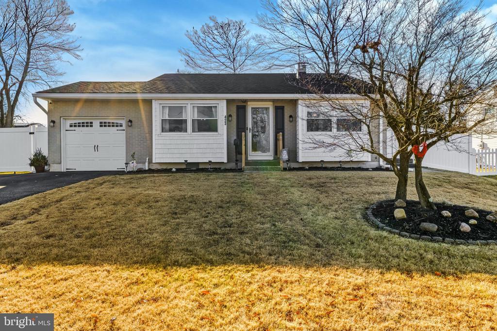 423 GREENVIEW