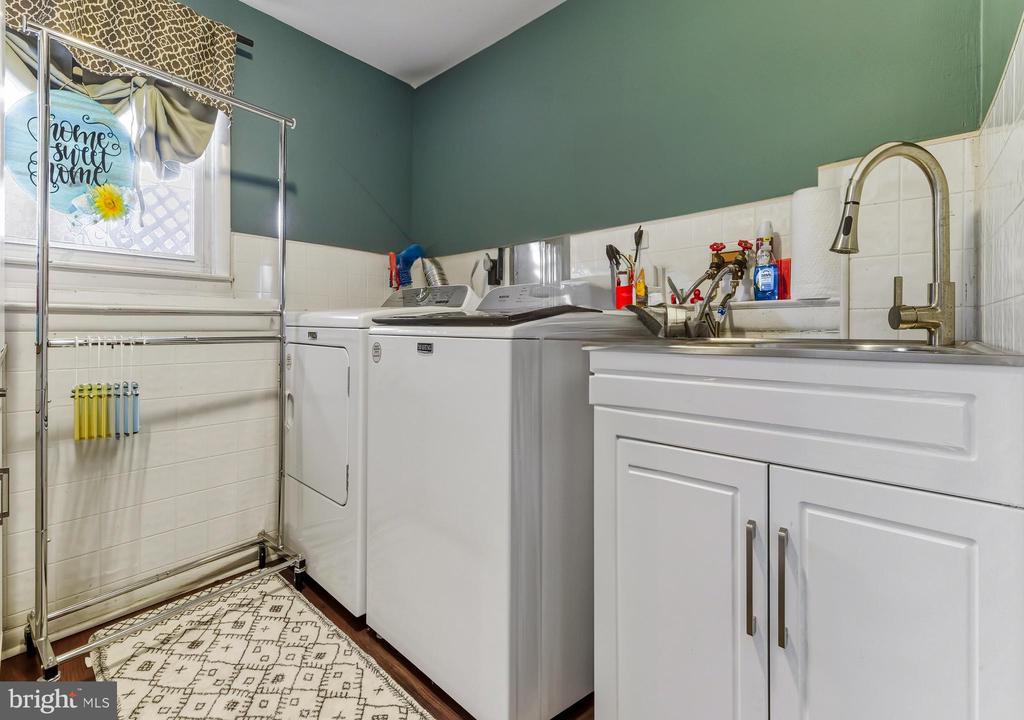 423 GREENVIEW