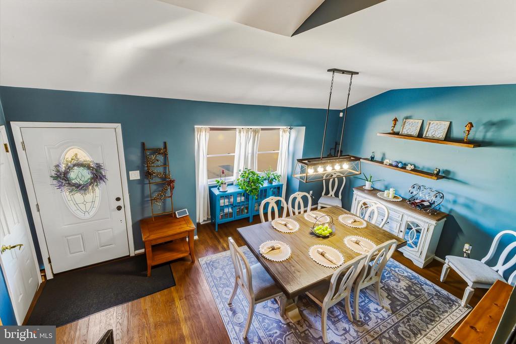 423 GREENVIEW