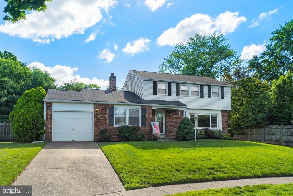 3 LINDEN COURT
