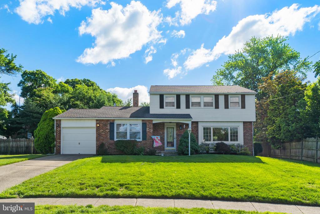 3 LINDEN COURT