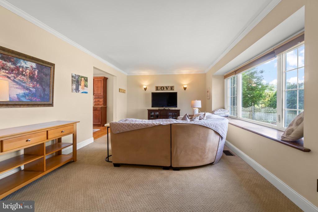 3 LINDEN COURT