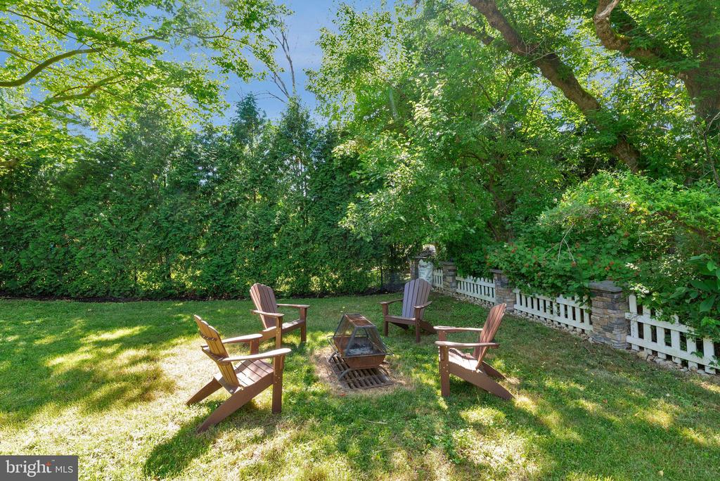 8 Northfield Ct