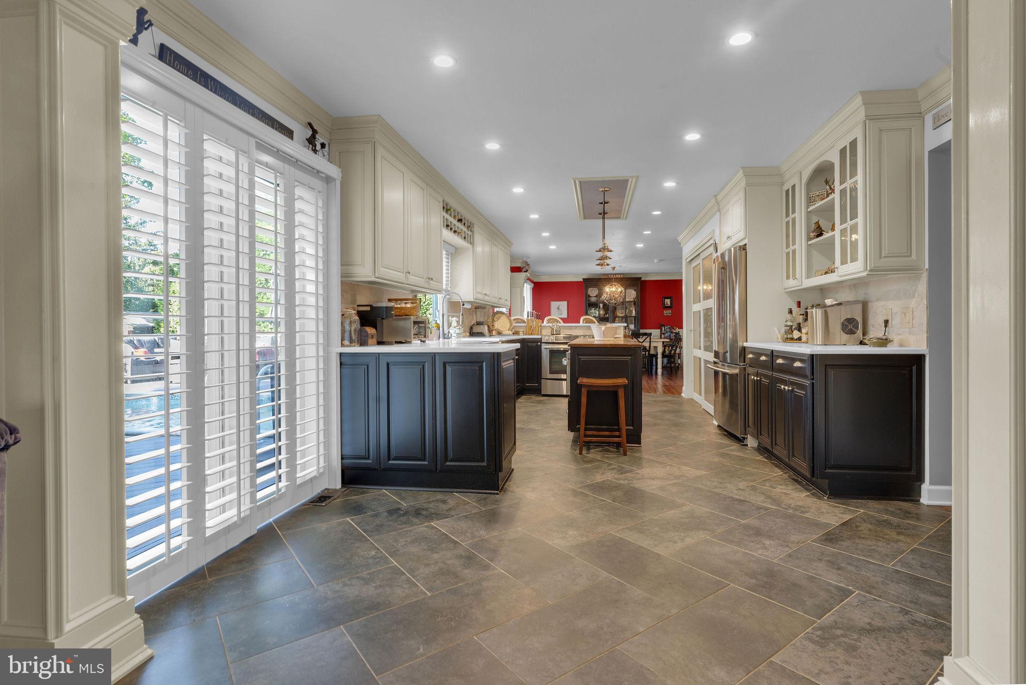 8 Northfield Ct