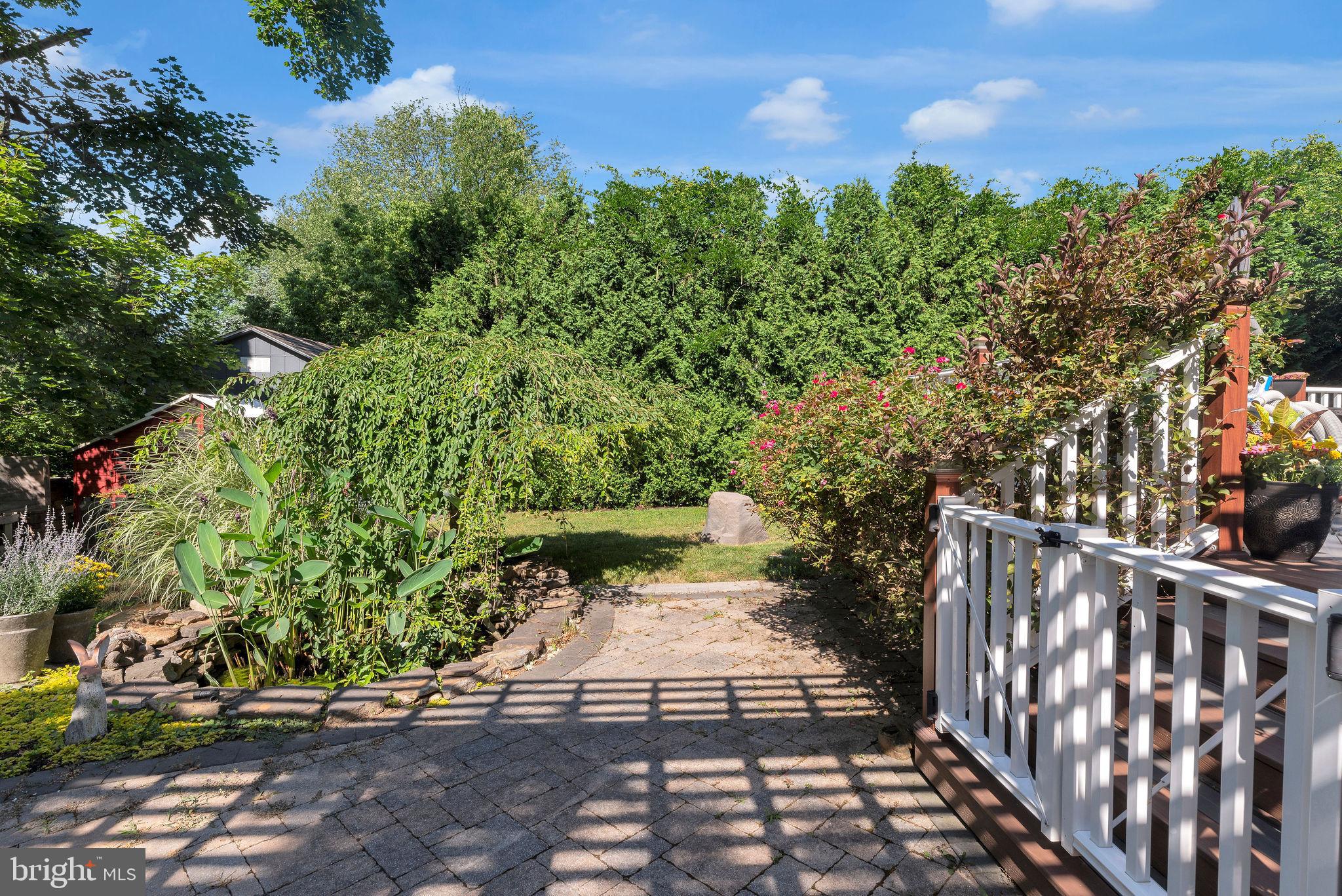 8 Northfield Ct