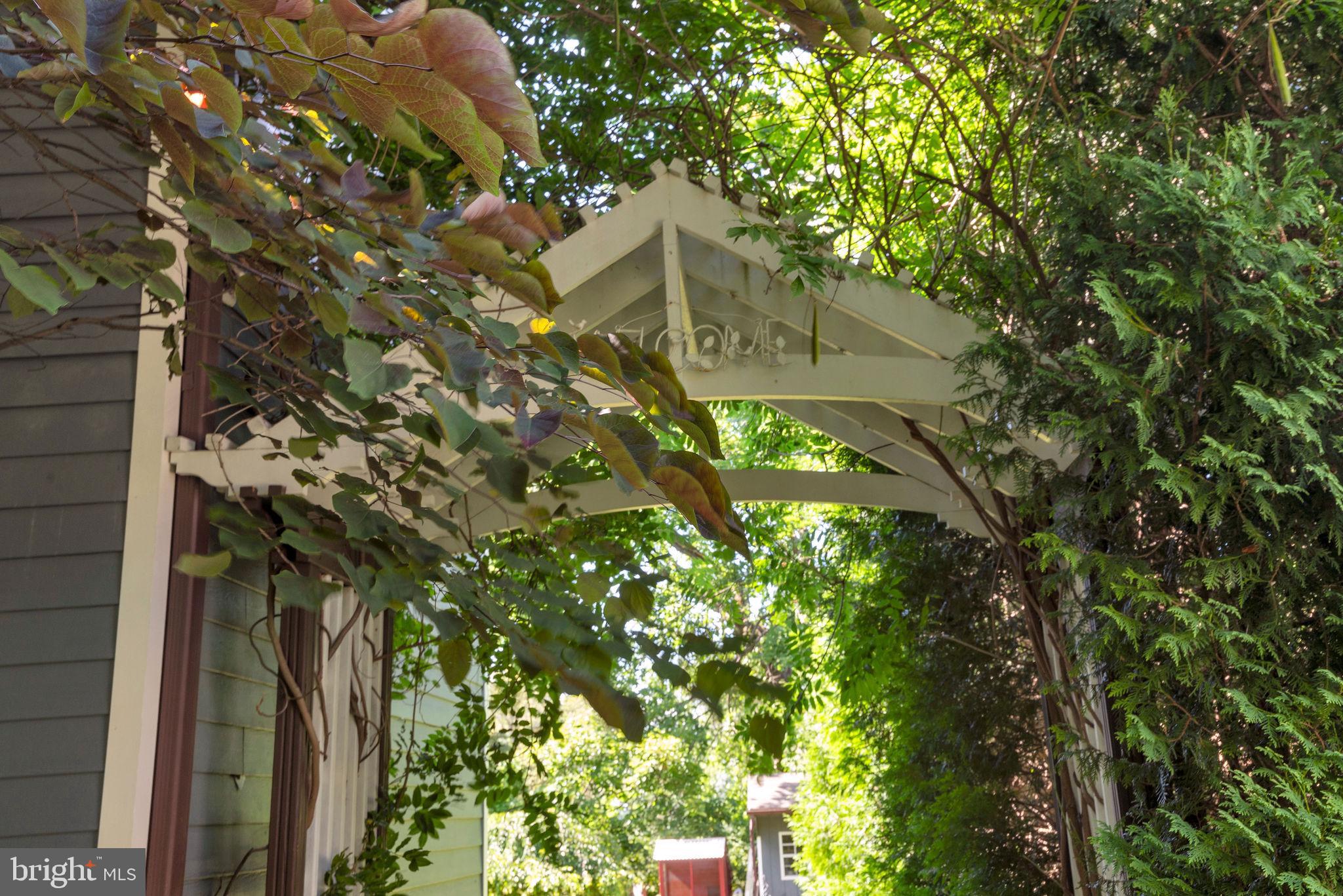 8 Northfield Ct