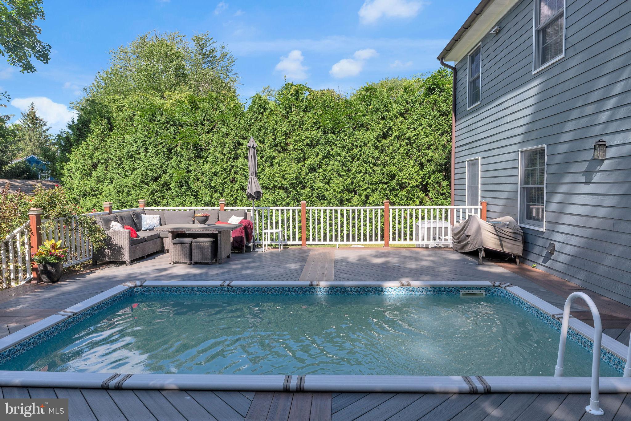 8 Northfield Ct