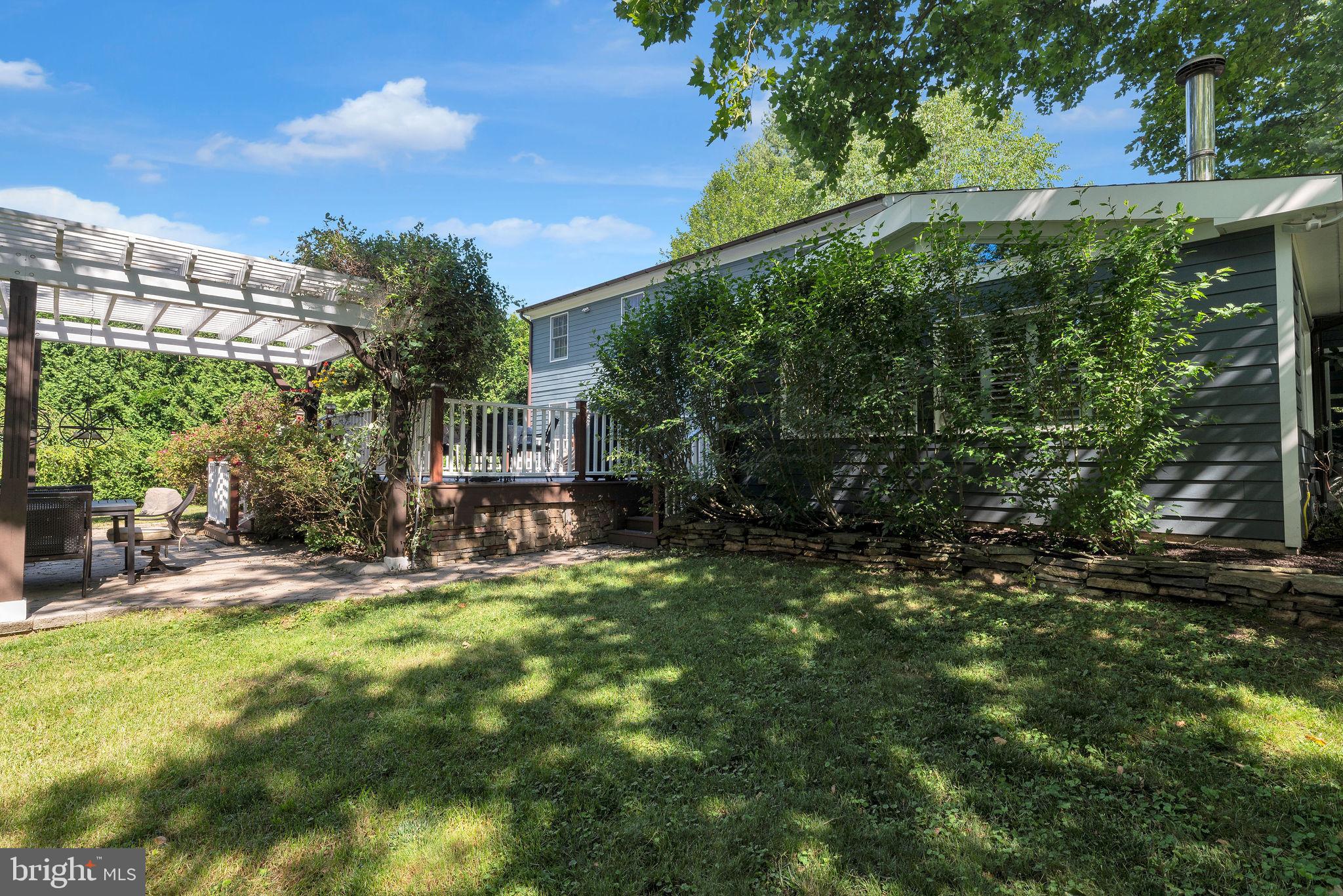 8 Northfield Ct