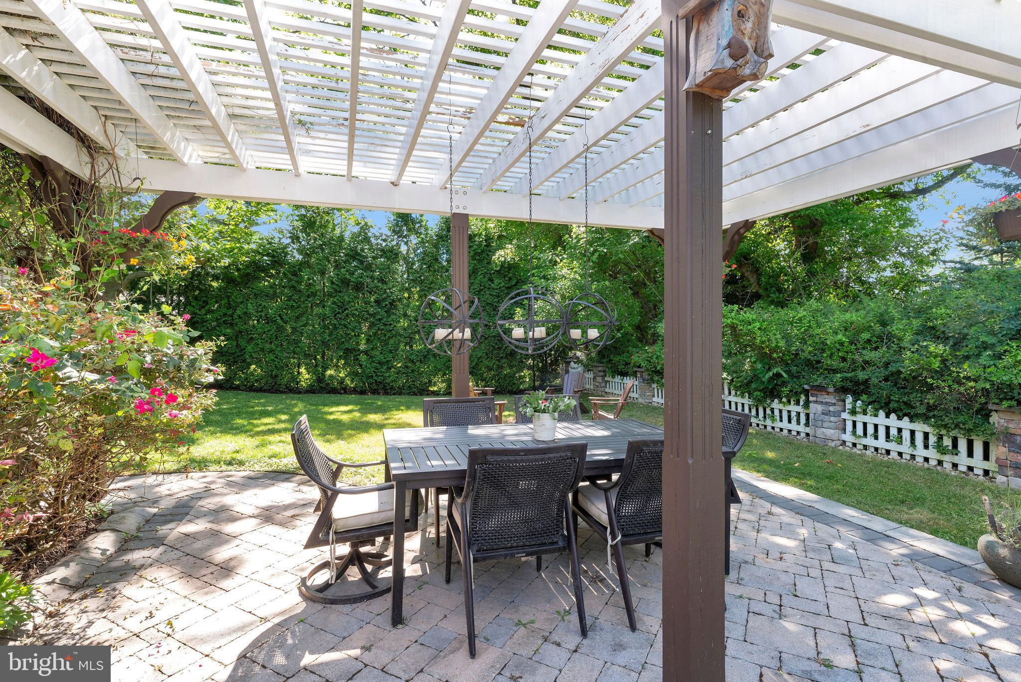 8 Northfield Ct