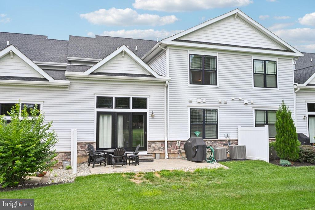 42 DOGLEG LANE