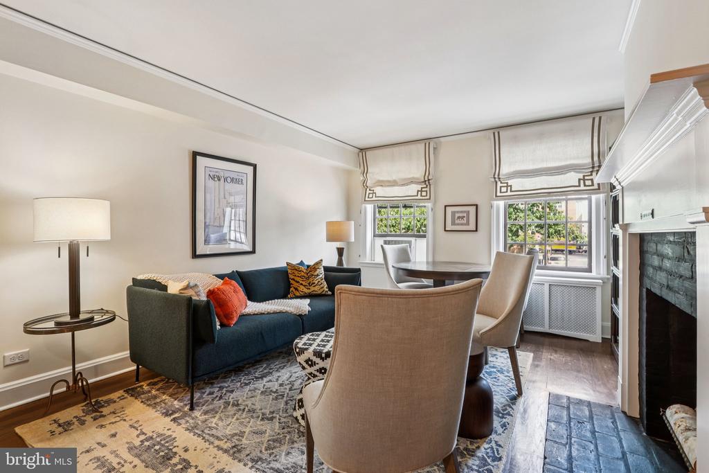 31 PALMER SQUARE W Unit: A