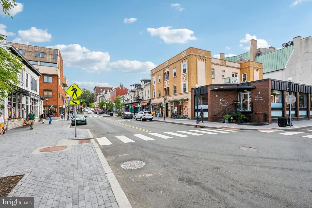 31 PALMER SQUARE W Unit: A