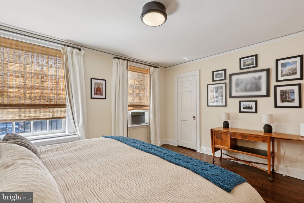 31 PALMER SQUARE W Unit: A