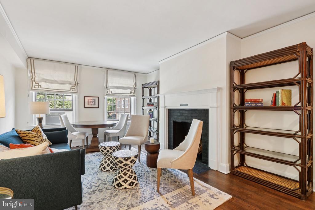 31 PALMER SQUARE W Unit: A