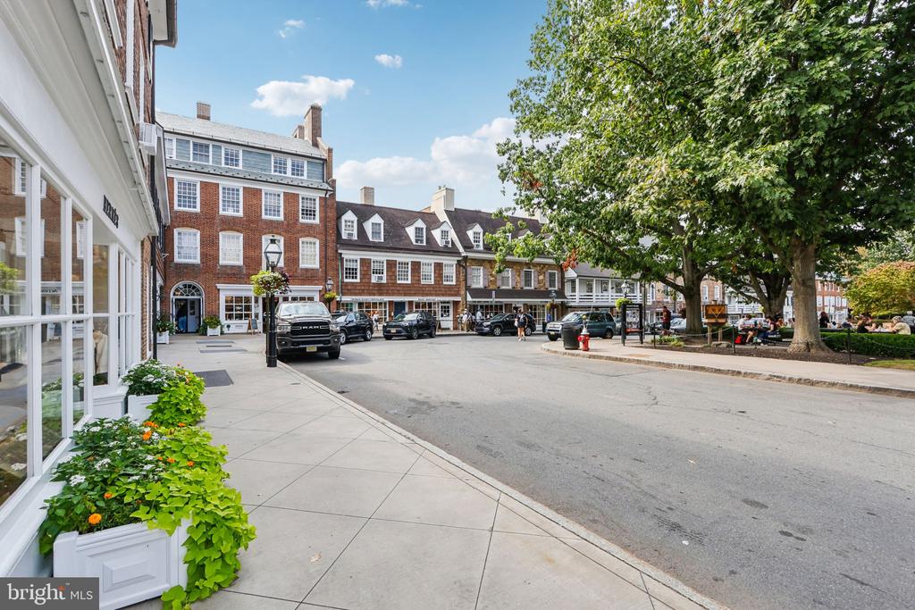 31 PALMER SQUARE W Unit: A