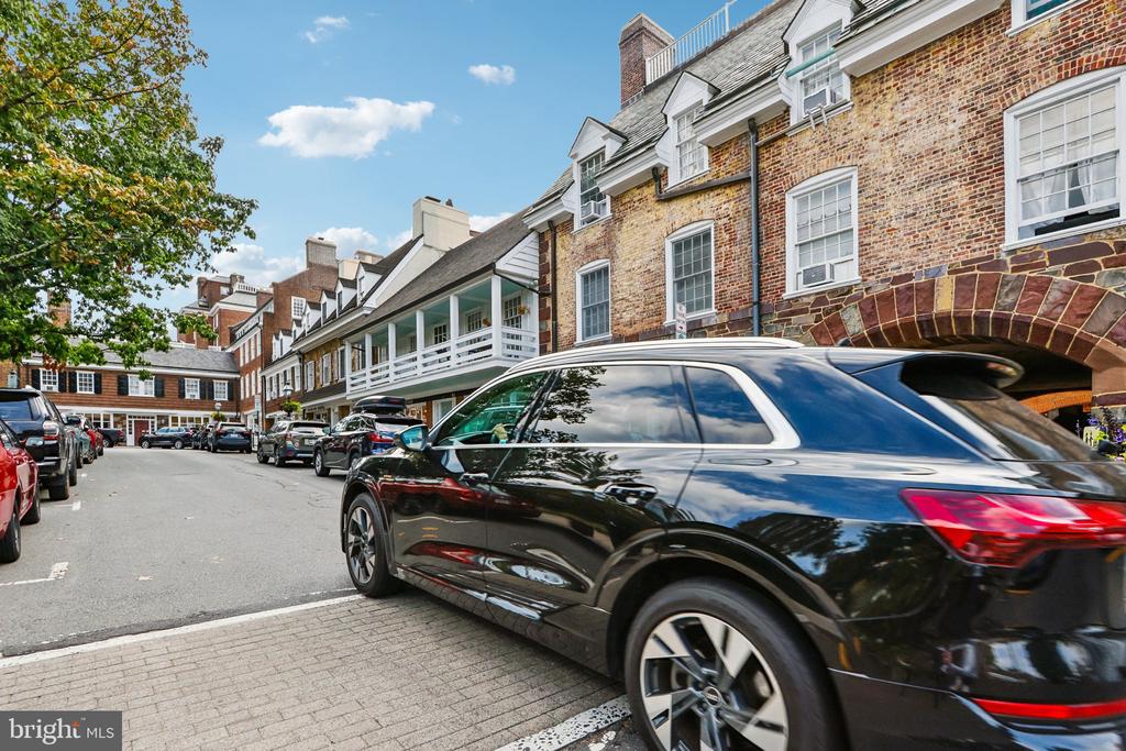 31 PALMER SQUARE W Unit: A