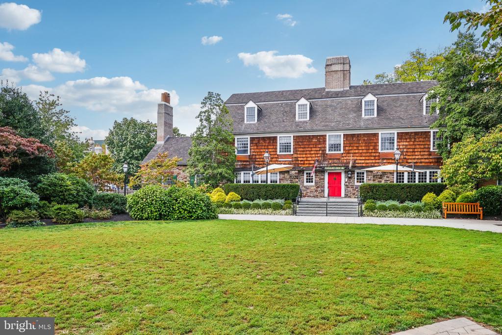 31 PALMER SQUARE W Unit: A