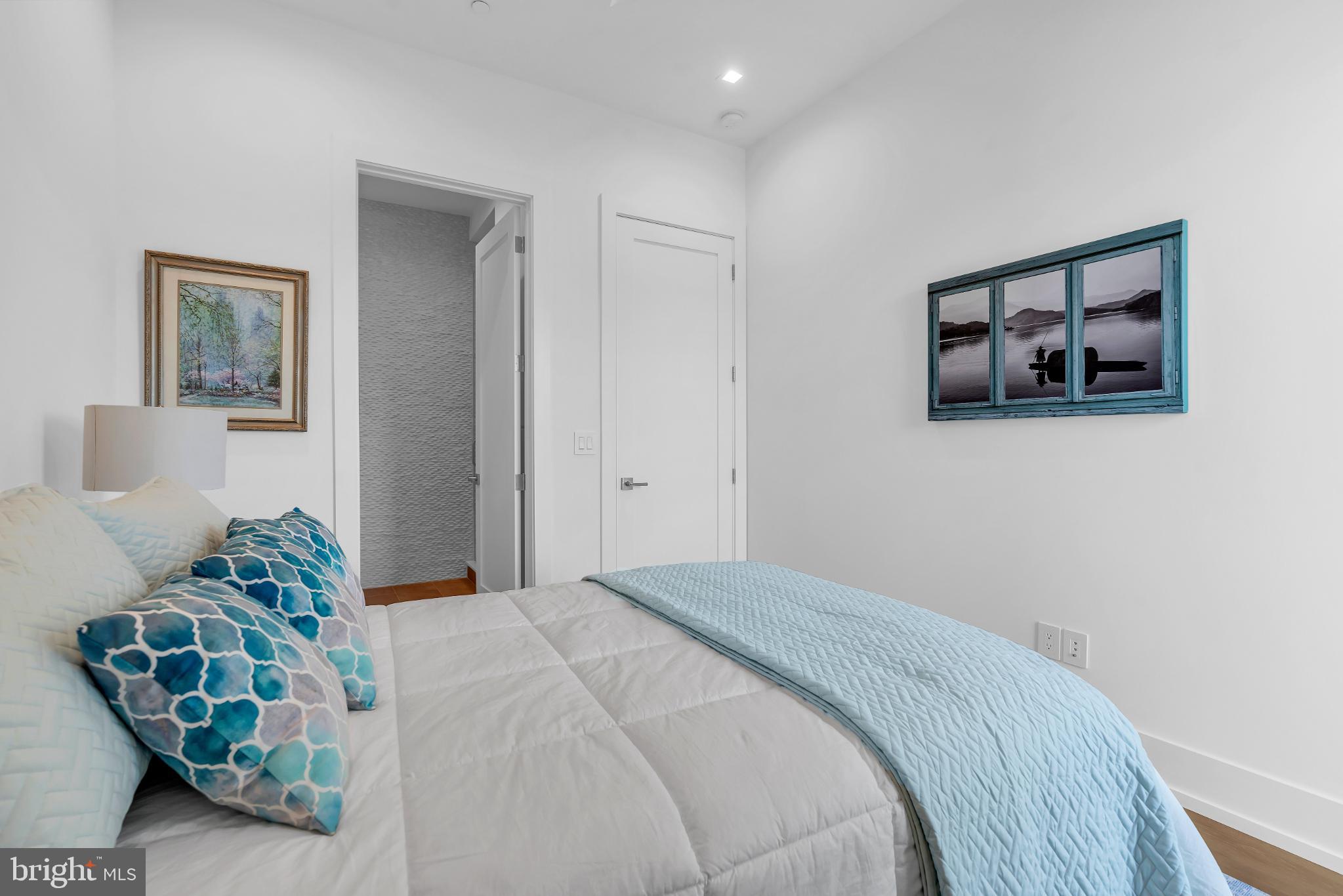 200 OCEAN AVENUE N 13