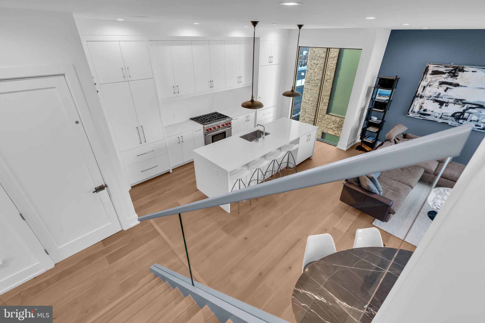 200 OCEAN AVENUE N 8
