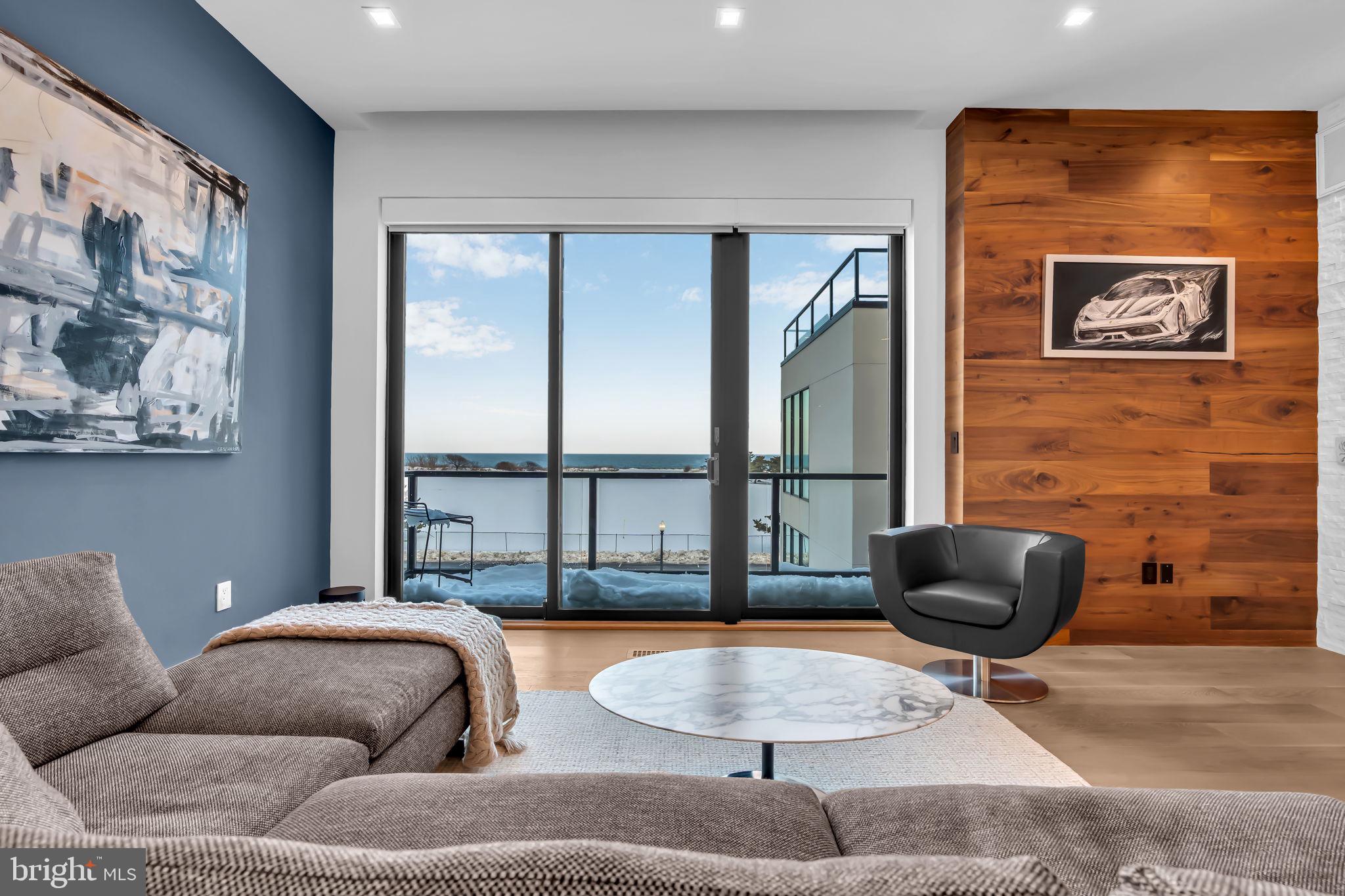 200 OCEAN AVENUE N 8