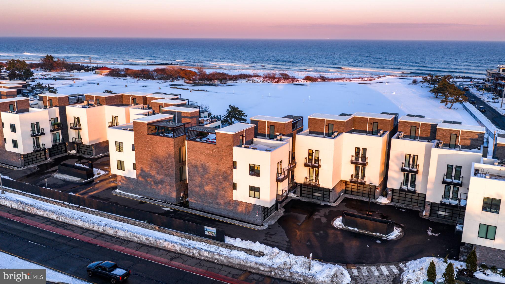 200 OCEAN AVENUE N 8