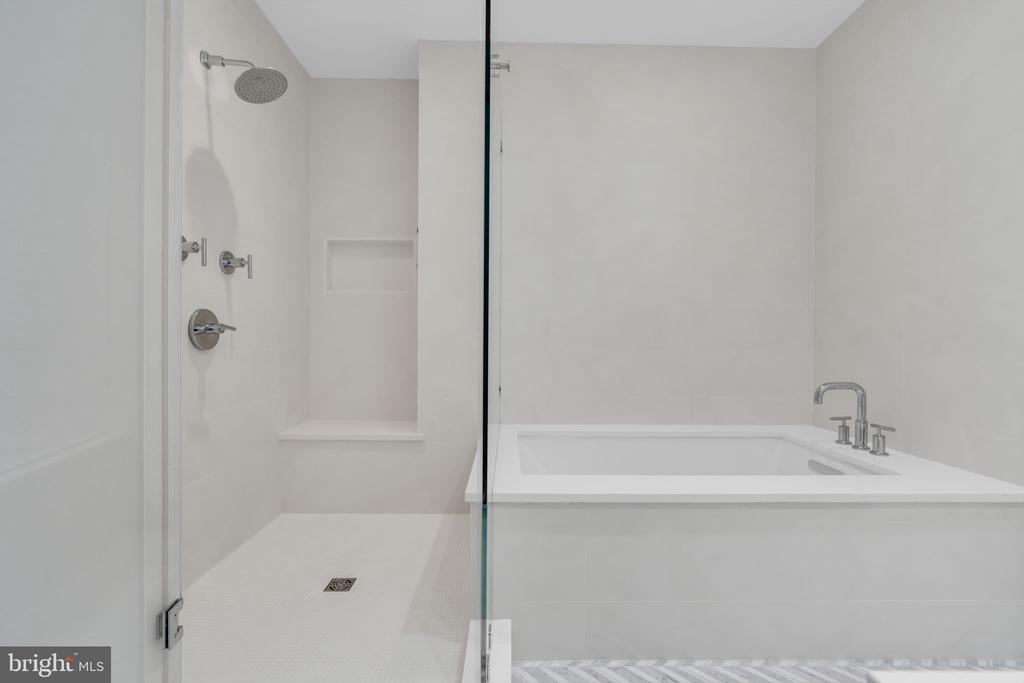 350 OCEAN AVENUE 305
