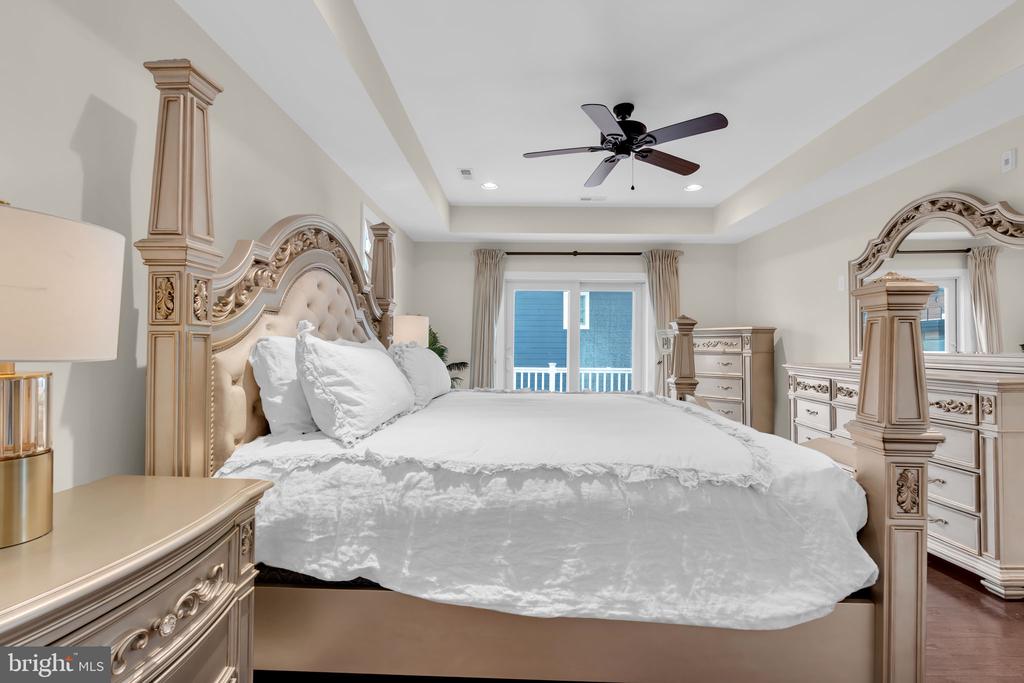 21 OCEAN TERR