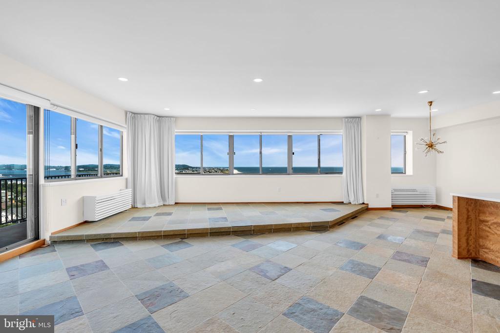 55 OCEAN AVENUE PHB