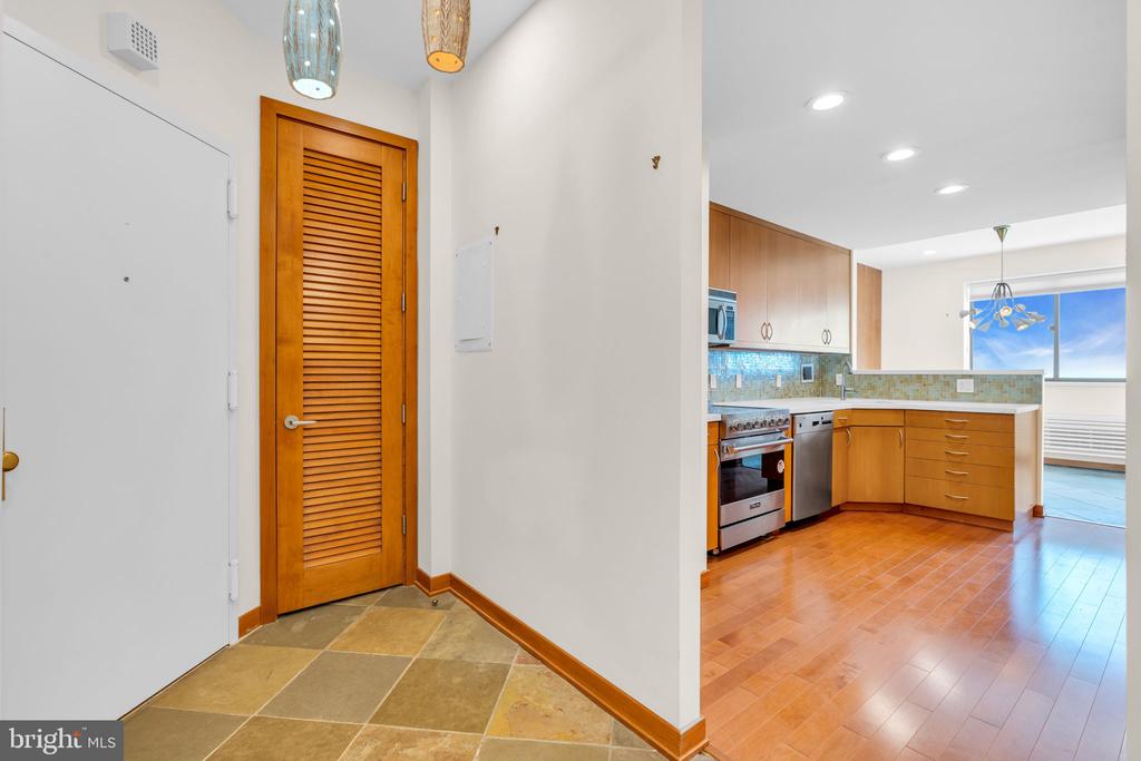 55 OCEAN AVE. PH A