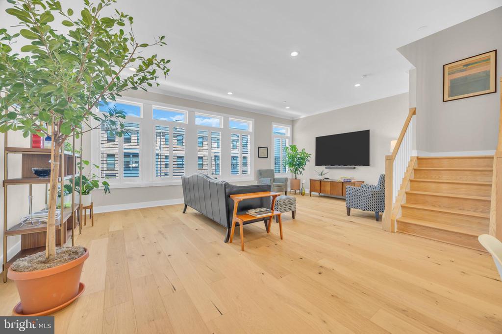 15 LINDER COURT