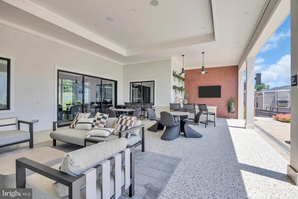 15 LINDER COURT