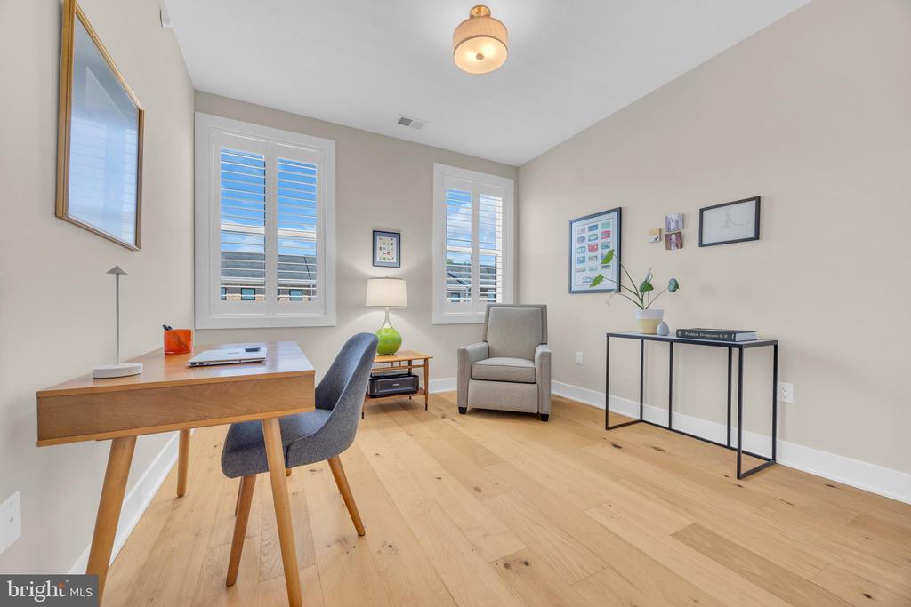 15 LINDER COURT