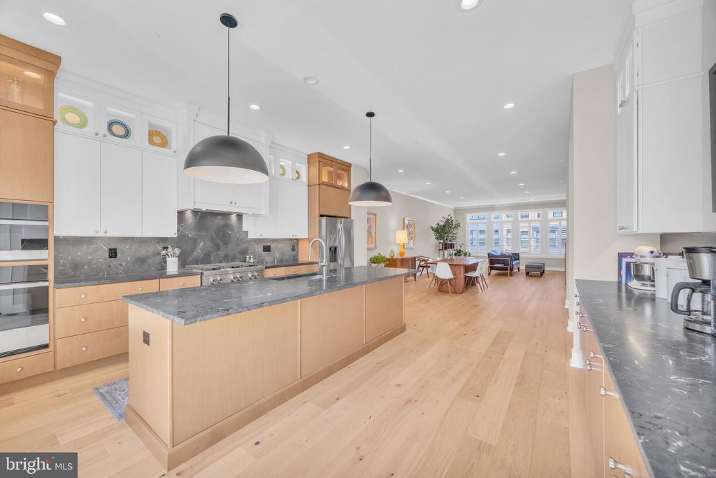 15 LINDER COURT