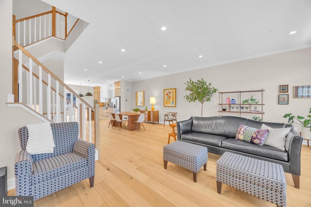 15 LINDER COURT