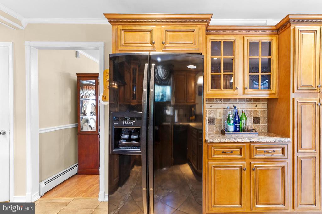 21 TANGLEWOOD PLACE