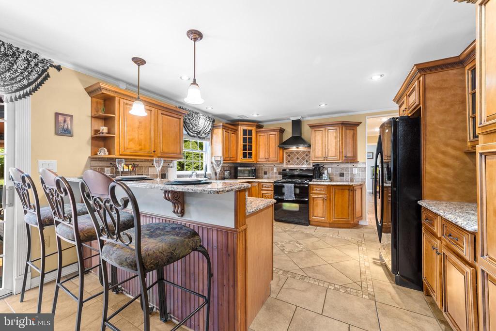 21 TANGLEWOOD PLACE