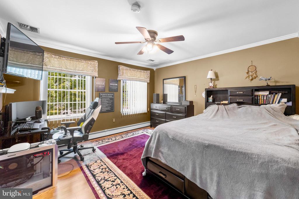 21 TANGLEWOOD PLACE
