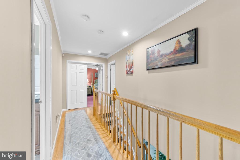 21 TANGLEWOOD PLACE