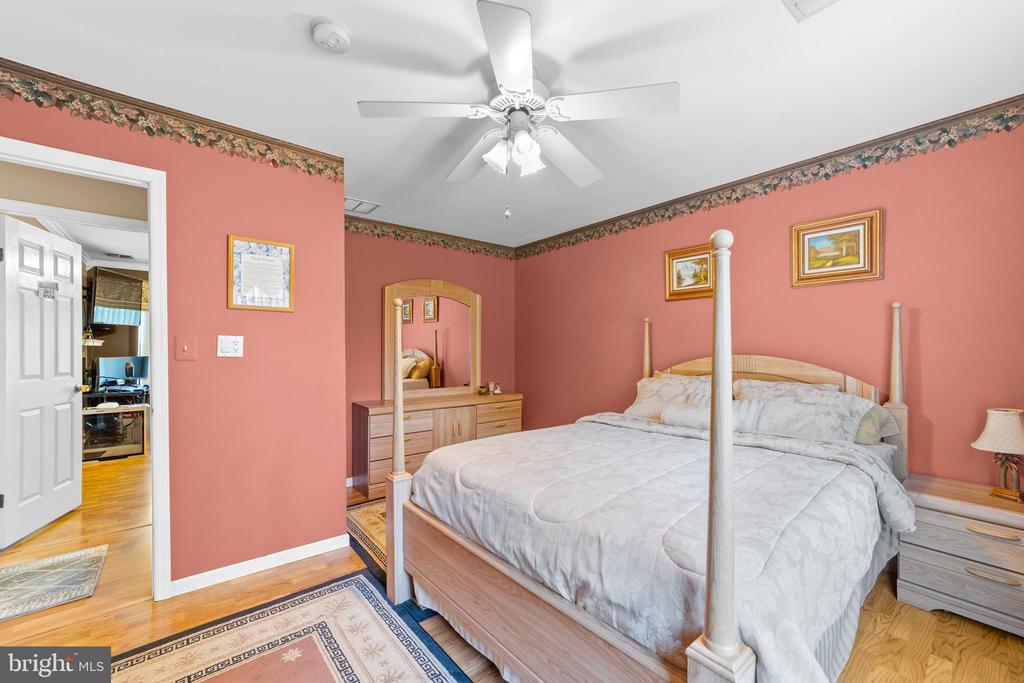 21 TANGLEWOOD PLACE