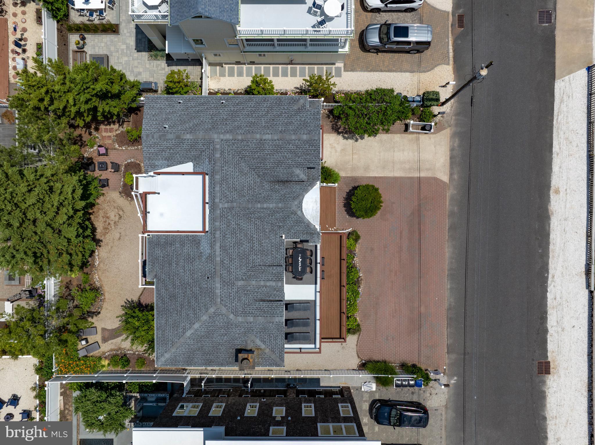 115 W Kimberly
