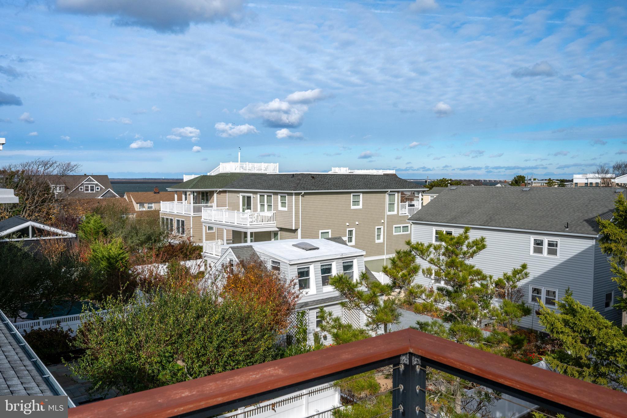 115 W Kimberly