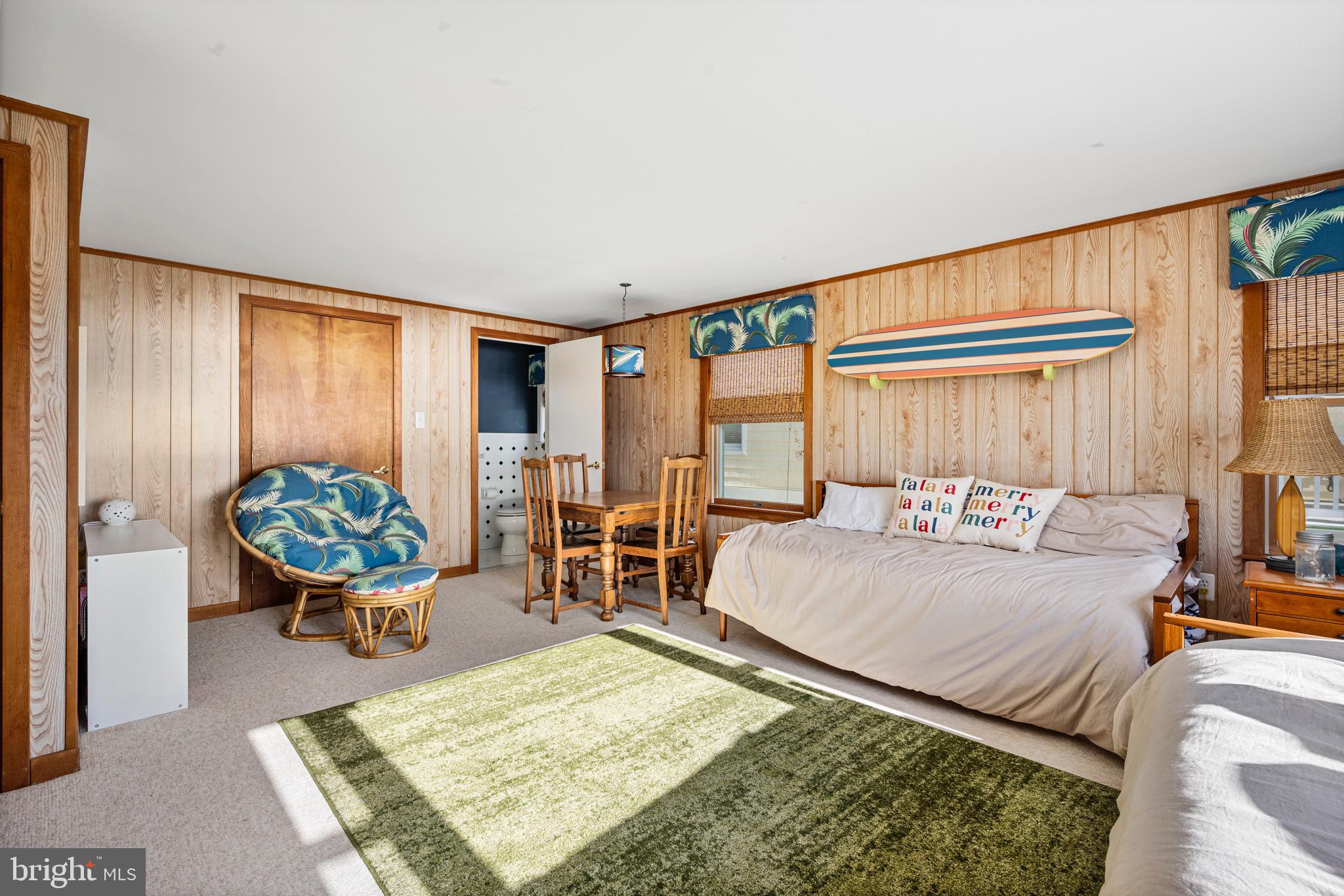115 W Kimberly