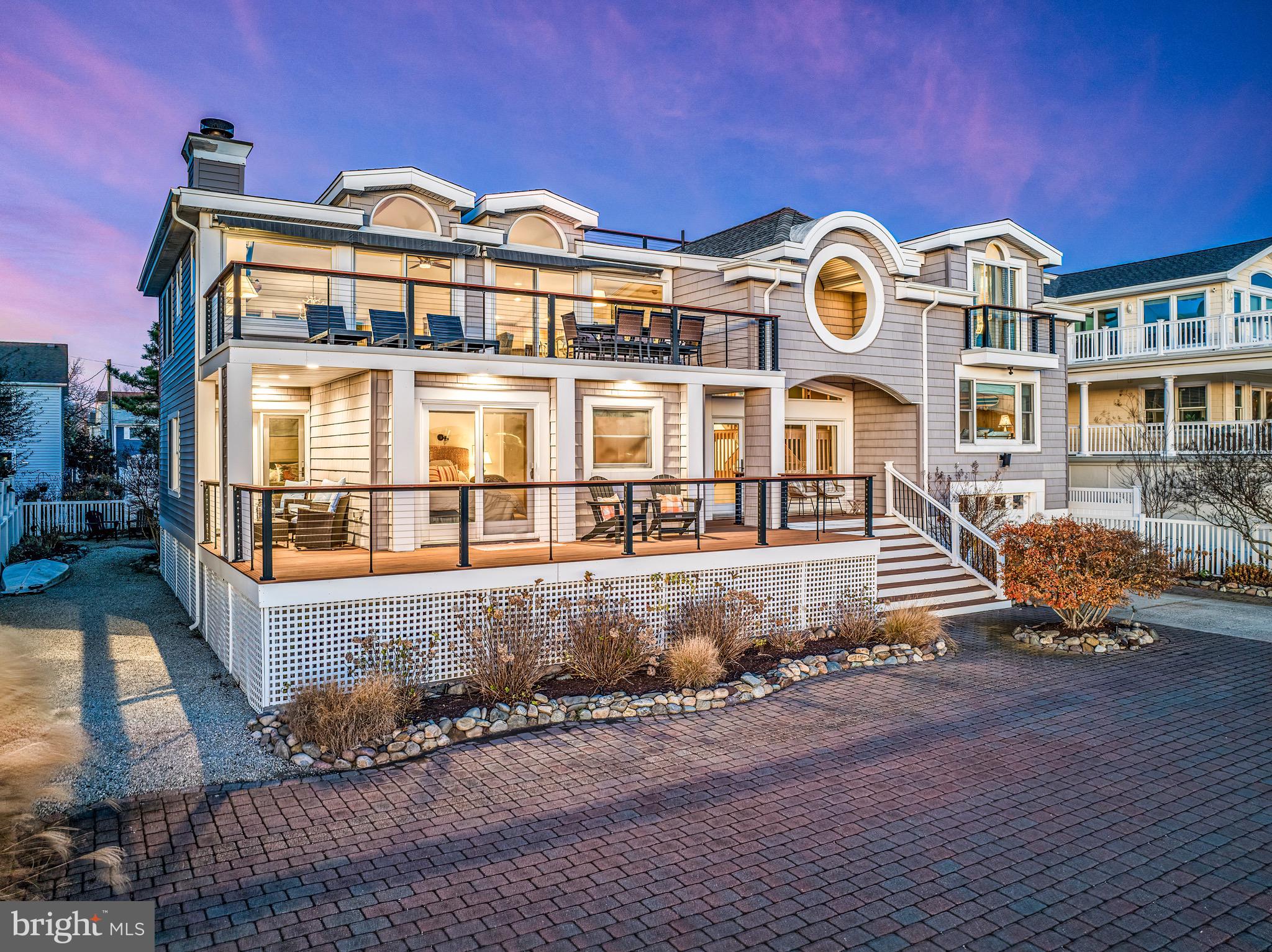 115 W Kimberly