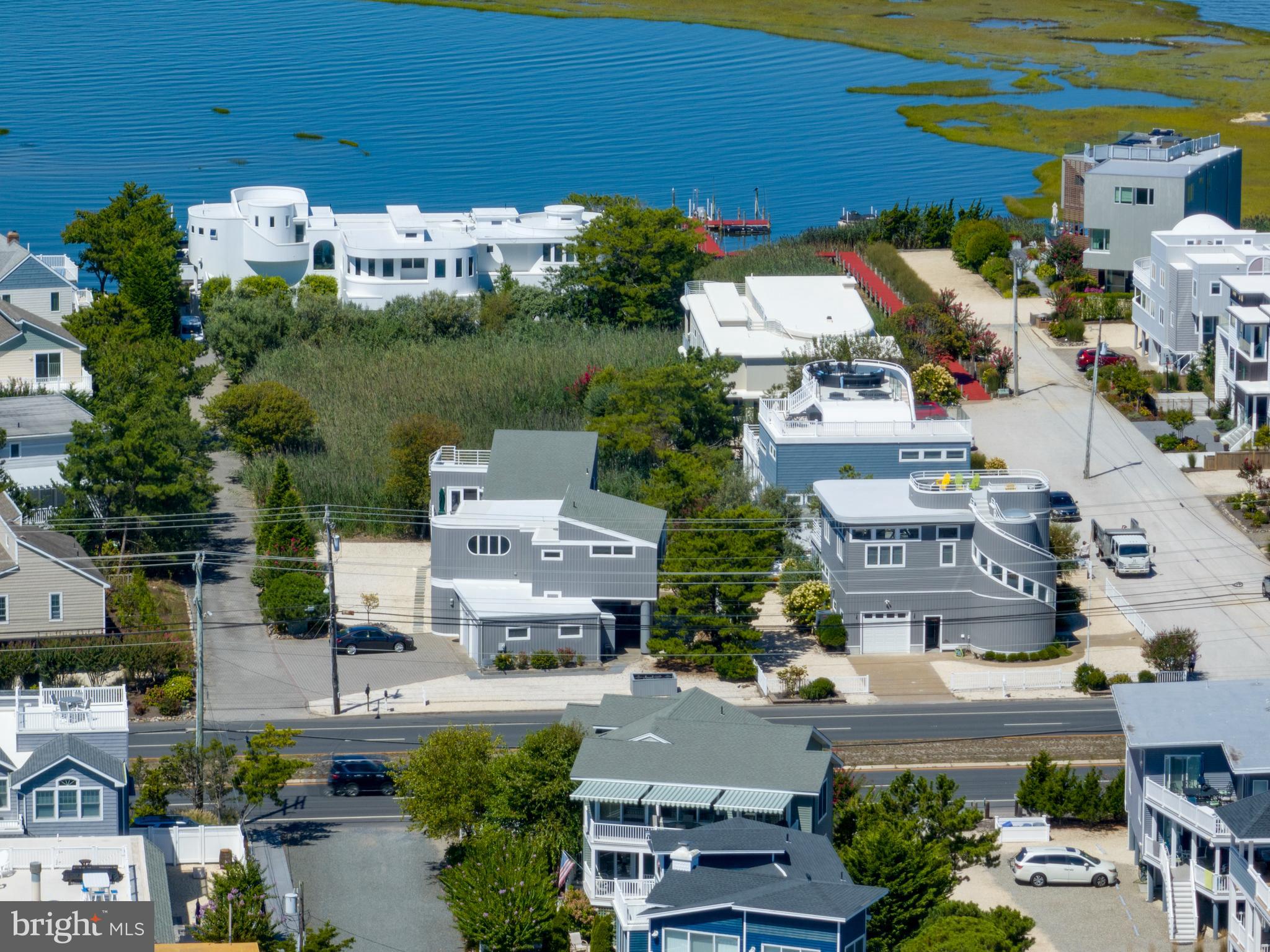 1122A Long Beach Blvd