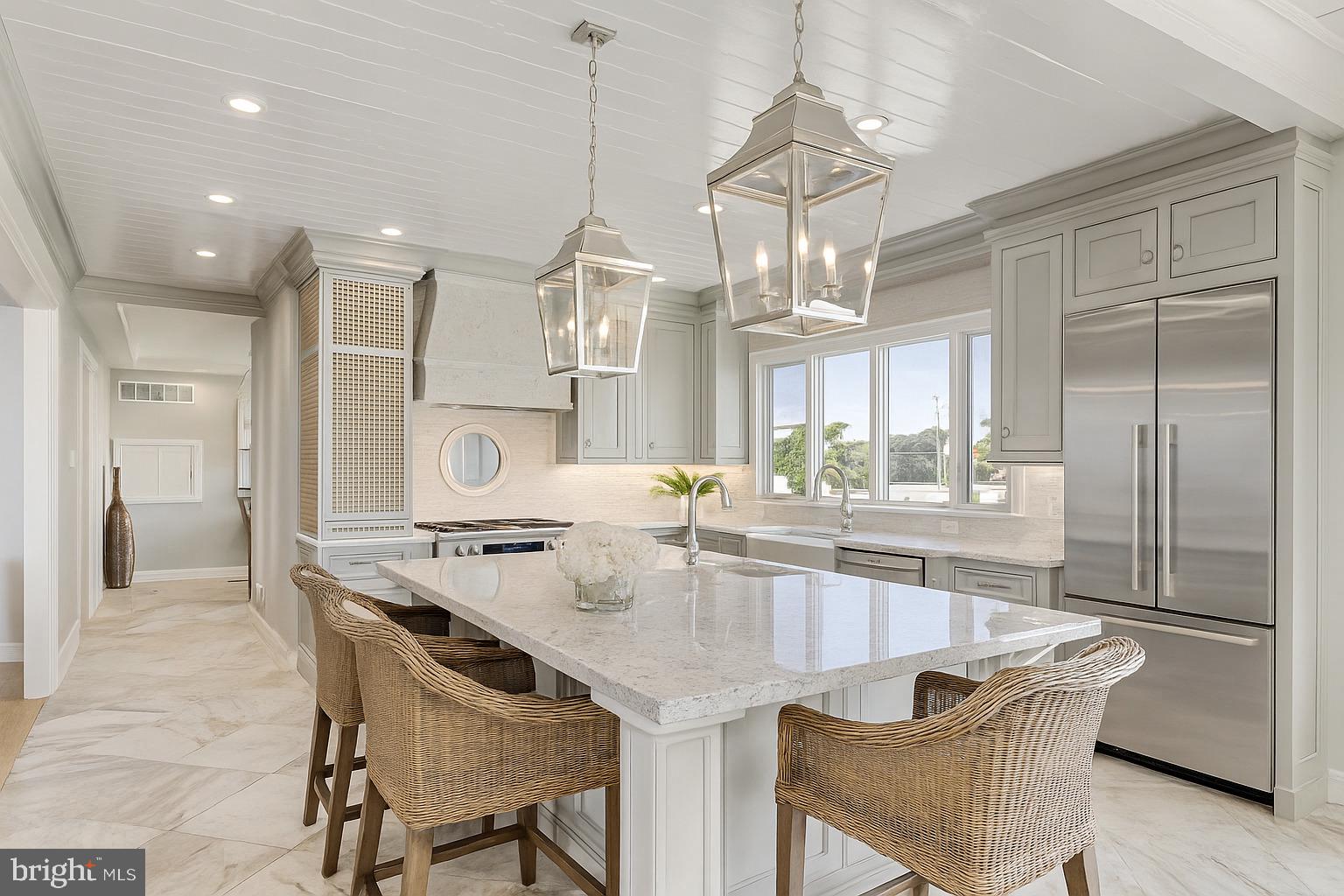 1122A Long Beach Blvd