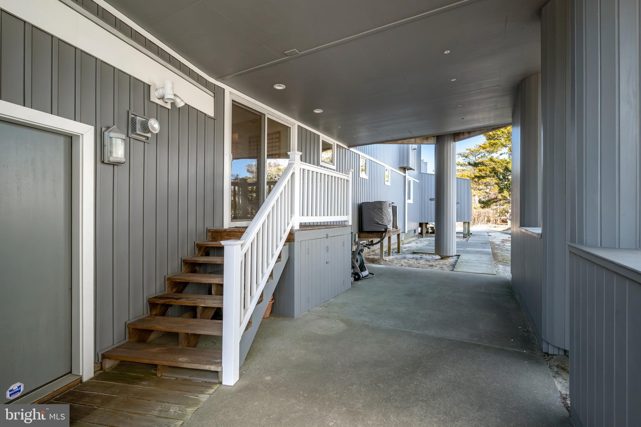 1122A Long Beach Blvd