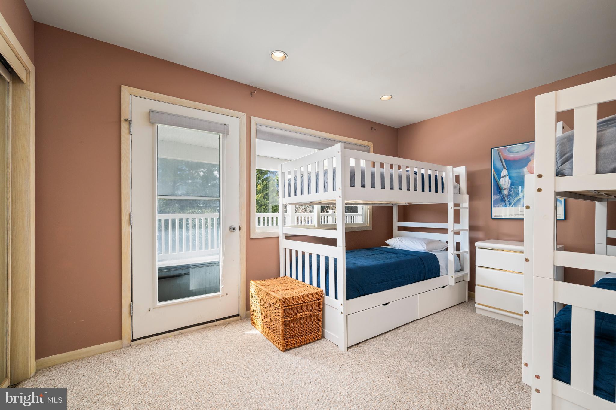 1122A Long Beach Blvd