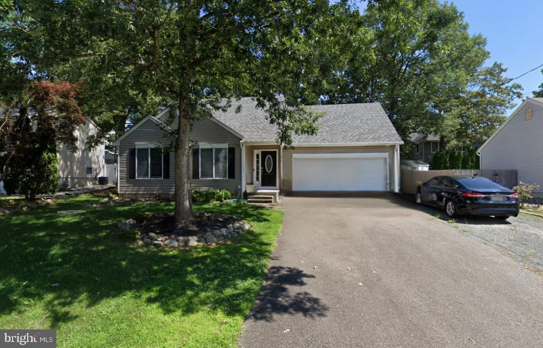 1074 Buccaneer Ln